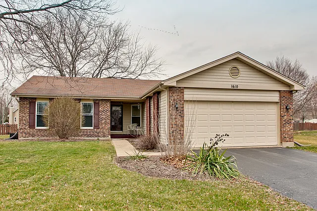 1610 Red Coach Ln photo 1