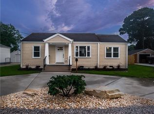 2929 Venus St, Virginia Beach, VA 23452