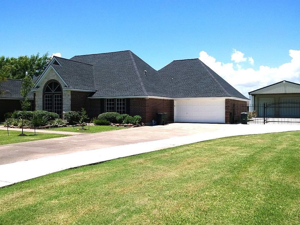 1st image of 6903 Plantation Dr