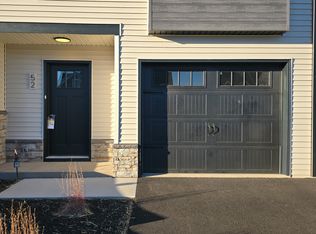 10 Old Stone Way, York, PA 17406