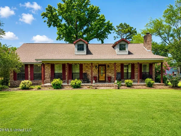 2212 Jackson Liberty Dr NW, Brookhaven, MS 39601
