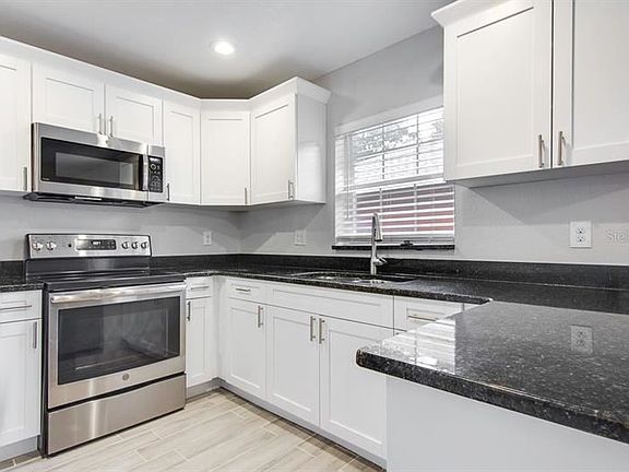 4th image of 2014 E Fairbanks St