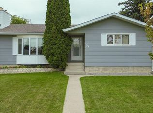 39 W Opal Ave, Red Deer, AB T4P 1S9