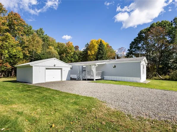 20836 Fisher Rd, Meadville, PA 16335