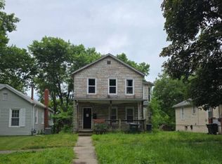 411 Vine St, Leavenworth, KS 66048