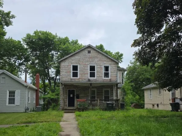 411 Vine St, Leavenworth, KS 66048