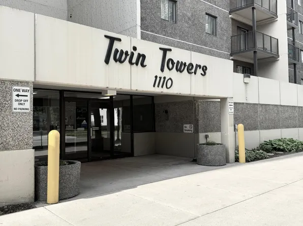 1110 3rd Ave N APT 104E, Fargo, ND 58102