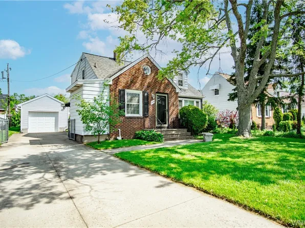 108 Layton Ave, Amherst, NY 14226