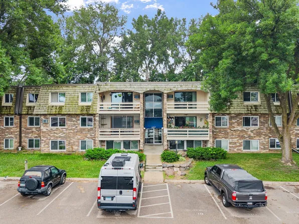 4407 Wilshire Blvd #305, Mound, MN 55364