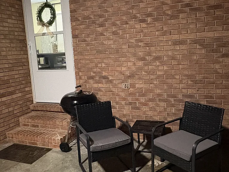 1803 Thomas Ln #A — Photo 18