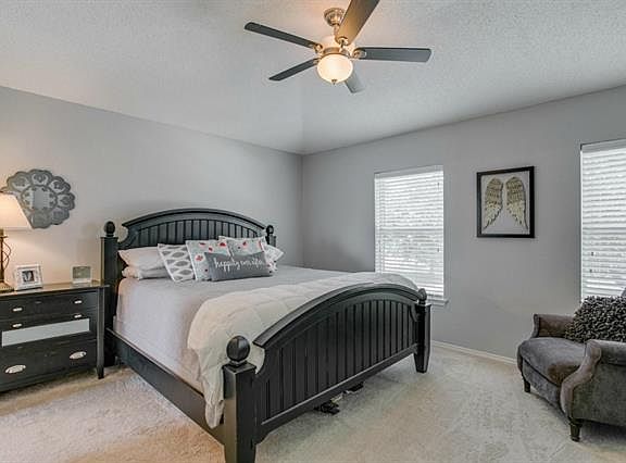 5th image of 1347 Saddleback Ln