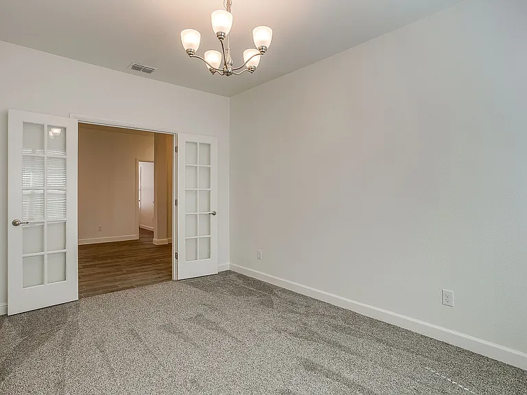 Dining/Office/Flex Space