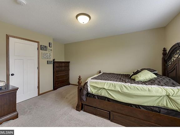 4th image of 1209 Schoolhouse Dr