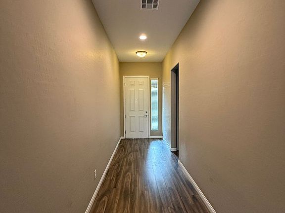 3rd image of 10805 Cowlite Ave