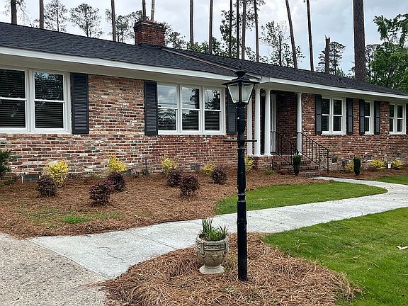2nd image of 3517 Jamaica Dr