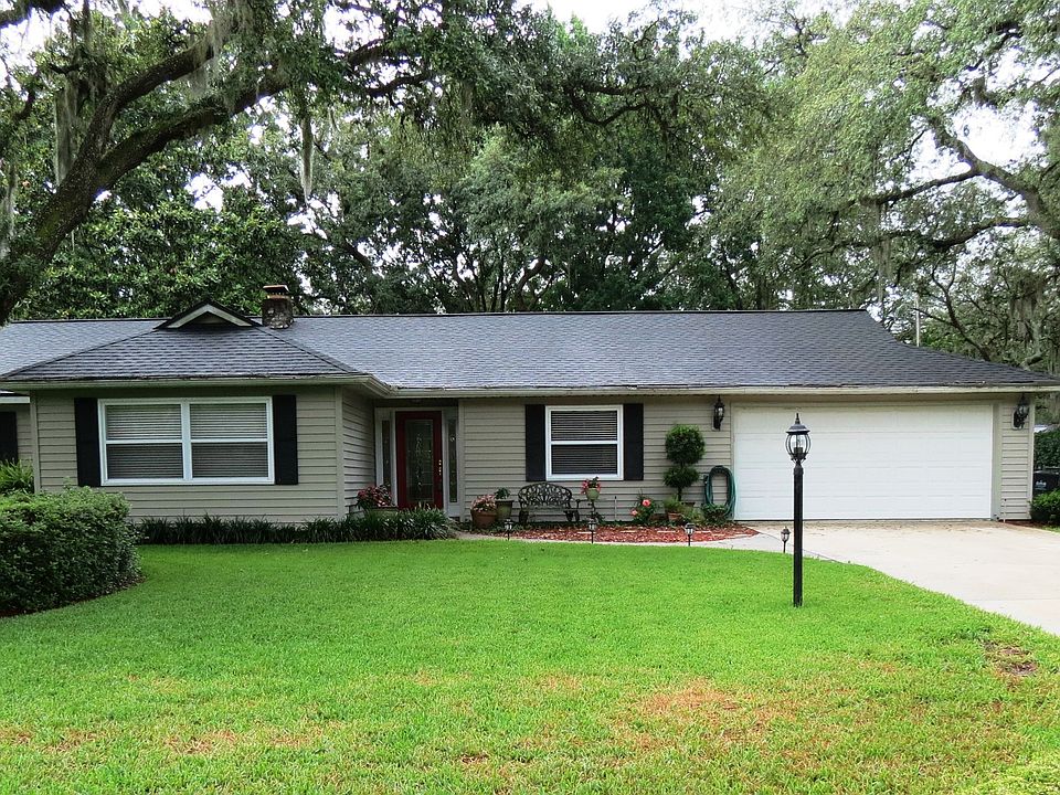 1st image of 615 Greenbriar Dr