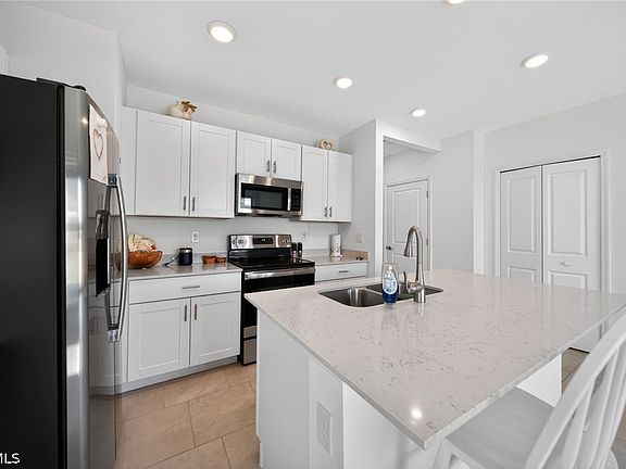 5th image of 14275 Oviedo Pl