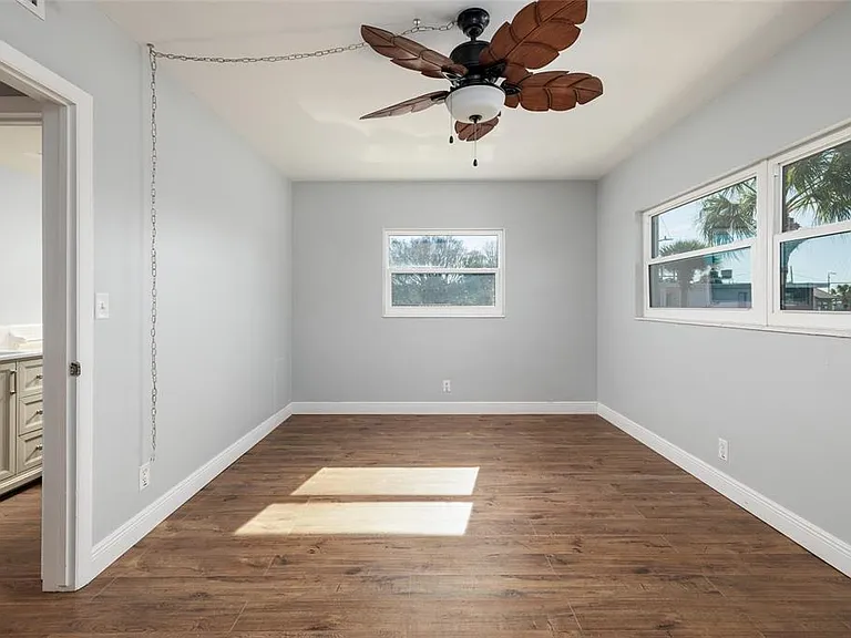 6000 2nd St E #6 — Photo 17