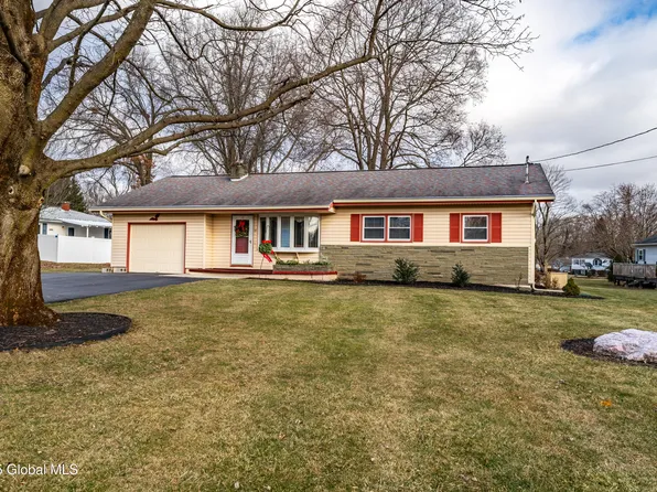 22 Clemente Lane, Waterford, NY 12188