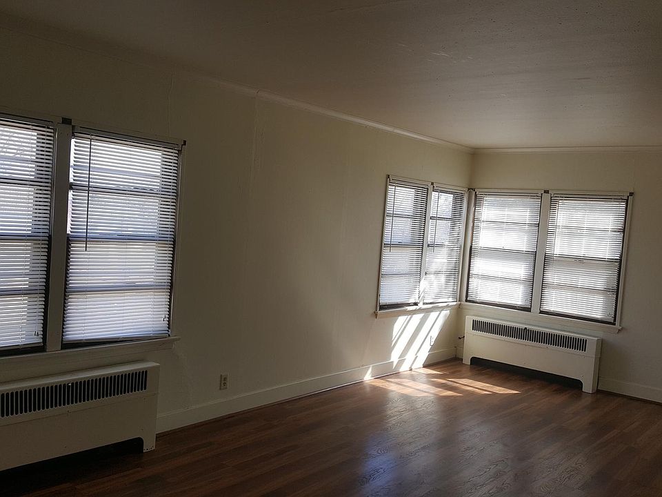 2nd image of 1208 Eastern Ave