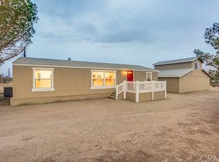 2972 Danbury Rd, Pinon Hills, CA 92371