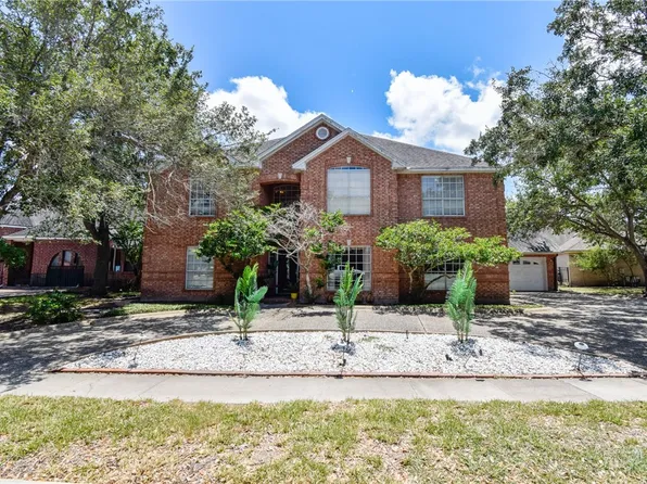 4505 Grand Lake Dr, Corpus Christi, TX 78413