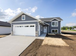 934 Jordan St, Brookings, SD 57006