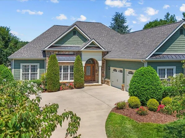 1839 Villa Ct, Gray, TN 37615