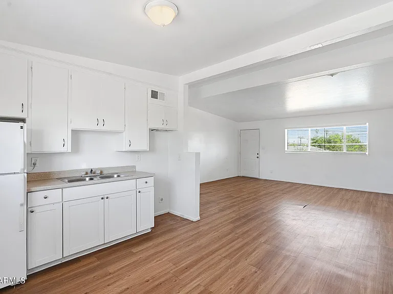 2150 W Missouri Ave #213 — Photo 12