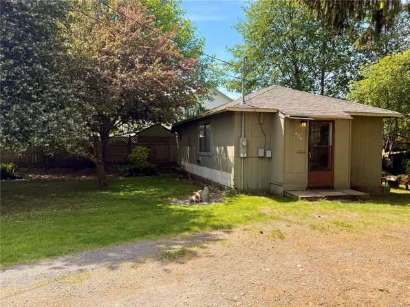 426 Erickson Rd, Campbell River, BC V9W 1S7