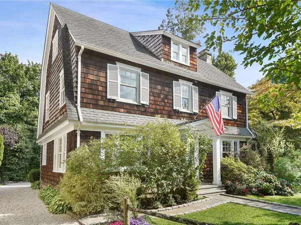 8 McIntyre Street, Bronxville, NY 10708