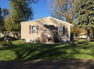 3338 W Gracelawn Ave, Flint, MI 48504