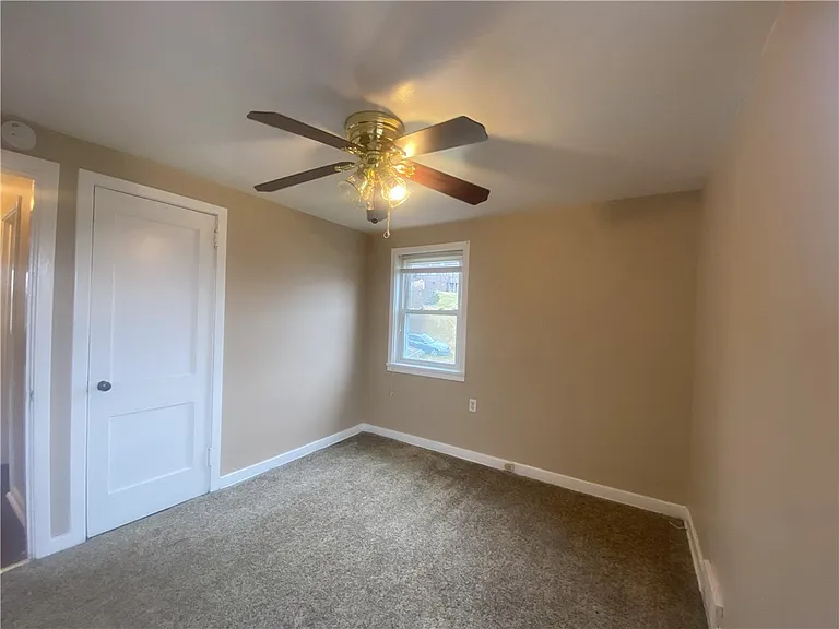 1025 Logan Rd — Photo 25