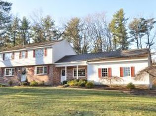 24 Sharon Rd, Windham, NH 03087