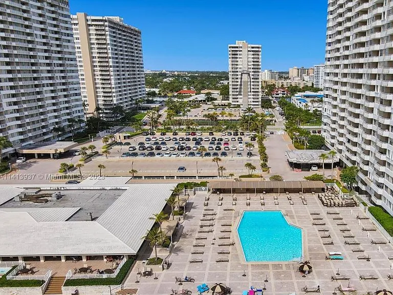 1965 S Ocean Dr #11 — Photo 72