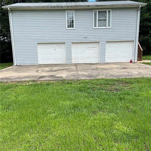 12320 Brown Bridge Rd — Photo 2