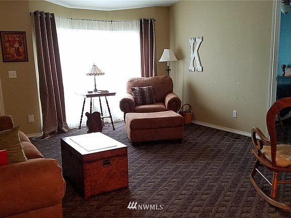 3rd image of 7603 NE 54th Street #34