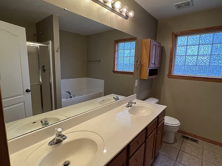 161 Shadowview Dr — Photo 28