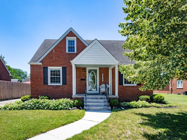 2910 Garfield Ave, Highland, IN 46322