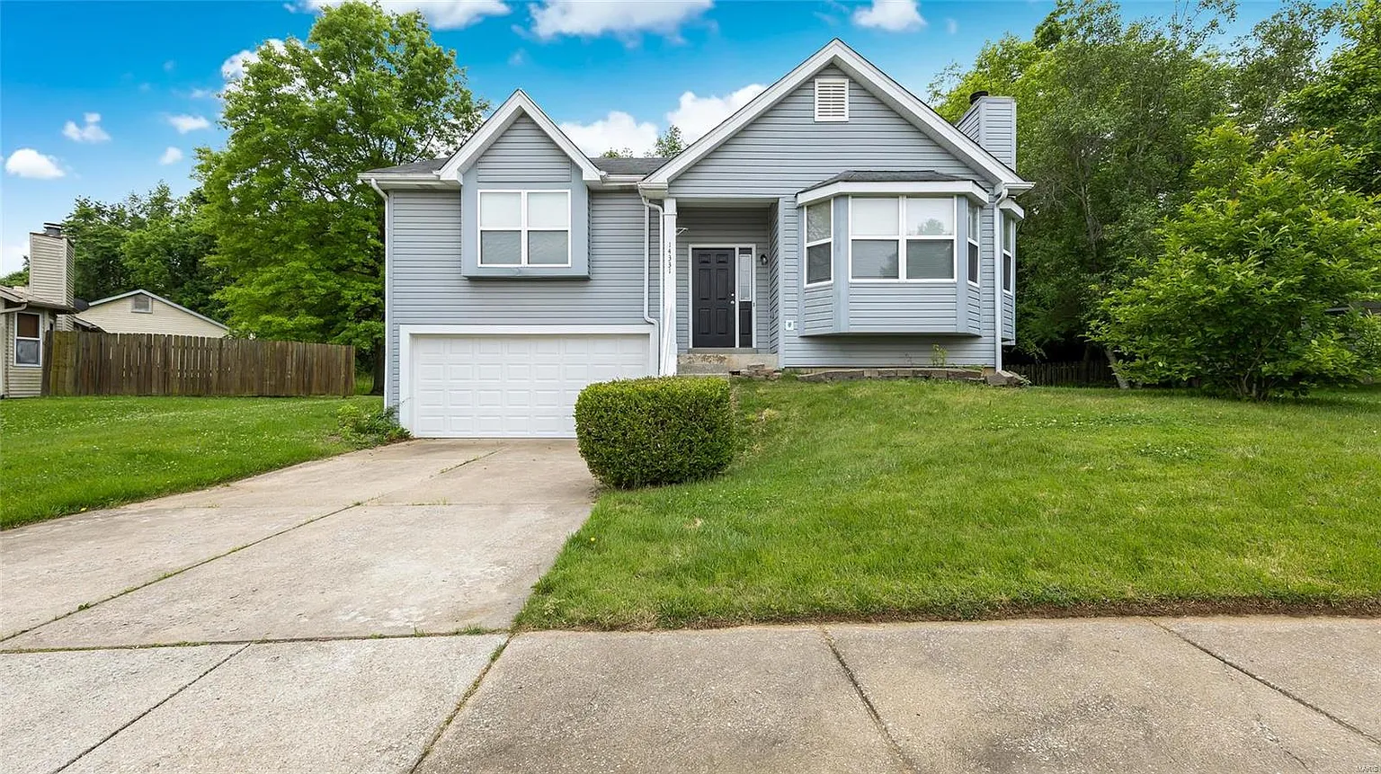 14331 Jamestown Bay Dr photo 1