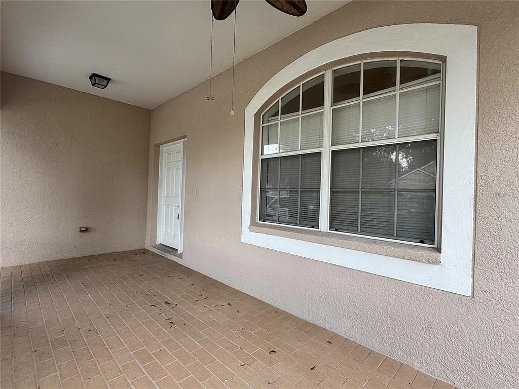 3 bed, 2.0 bath, 1691 sqft, $2,800 — Photo 3