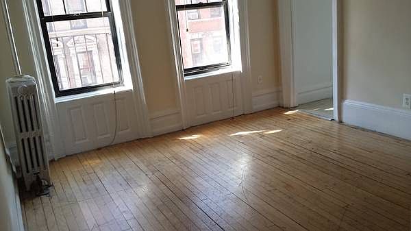 1st image of 150 2nd Ave