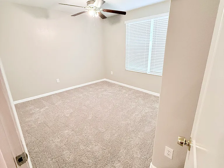 7109 Amelia Cove Ct — Photo 24