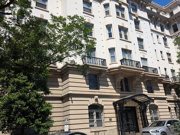 2nd image of 3060 16th St NW APT 605