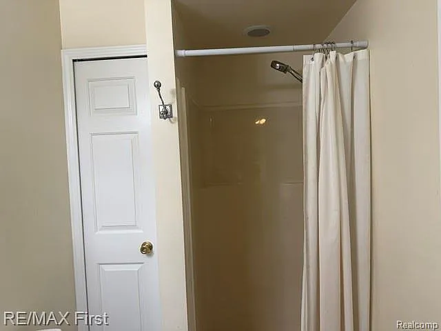 43234 Fountain Dr — Photo 15