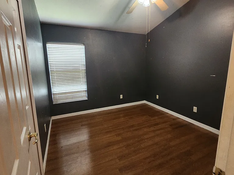 11005 Crystal Glen Blvd — Photo 16