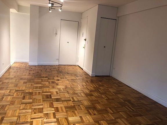 4th image of 335 E 51st St APT 8G