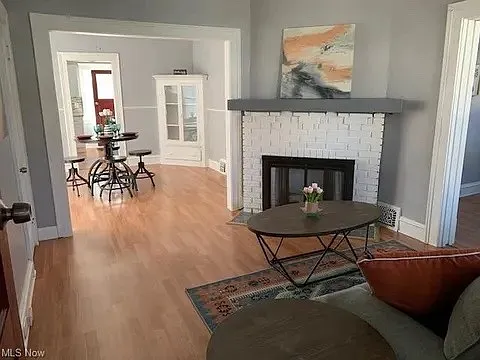 17475 Woodford Ave #LOWER — Photo 6