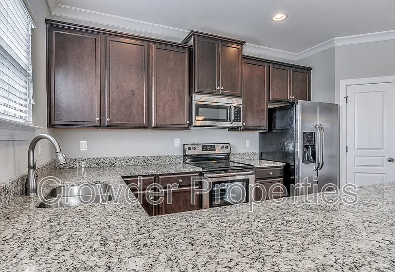 359 Halton Crossing Dr SW — Photo 6