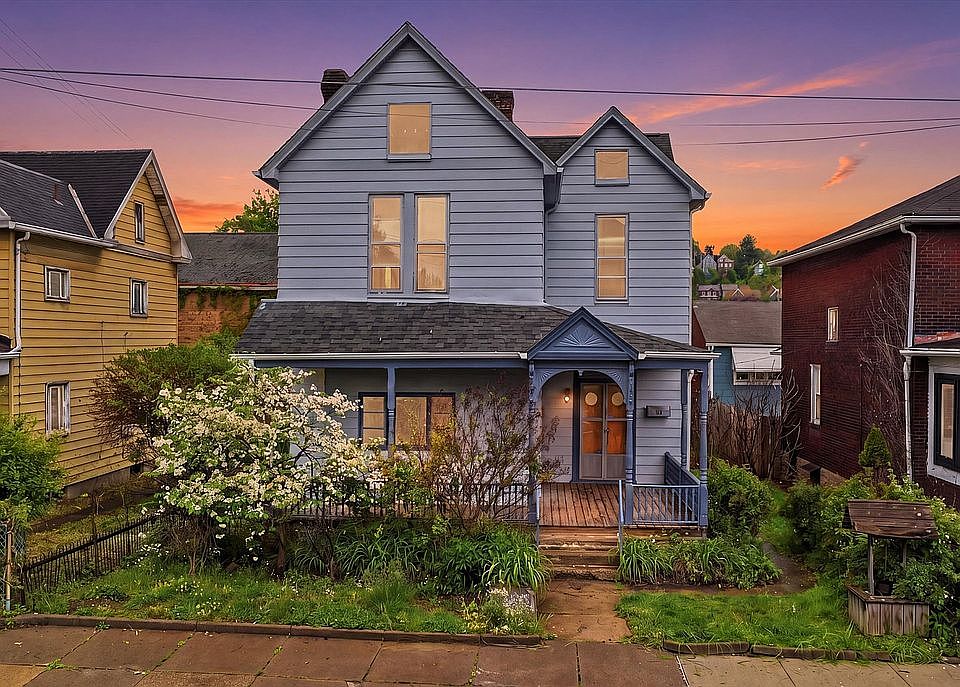1st image of 153 Comrie Ave